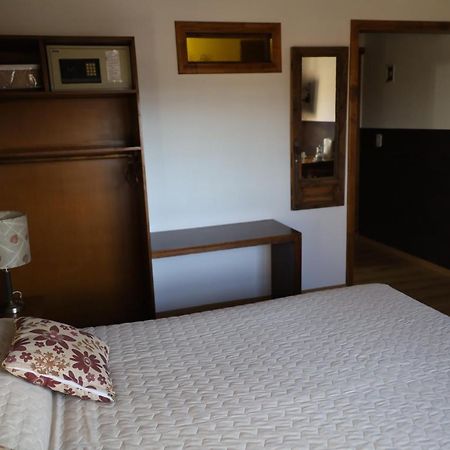 Las Avutardas Hosteria Ел Калафате Екстериор снимка