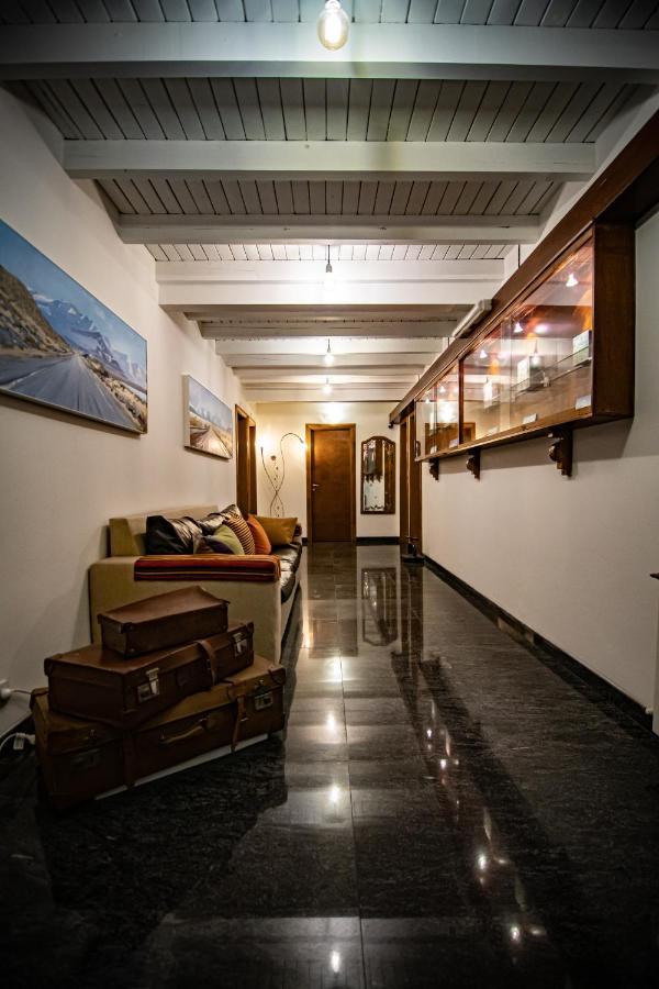 Las Avutardas Hosteria Ел Калафате Екстериор снимка